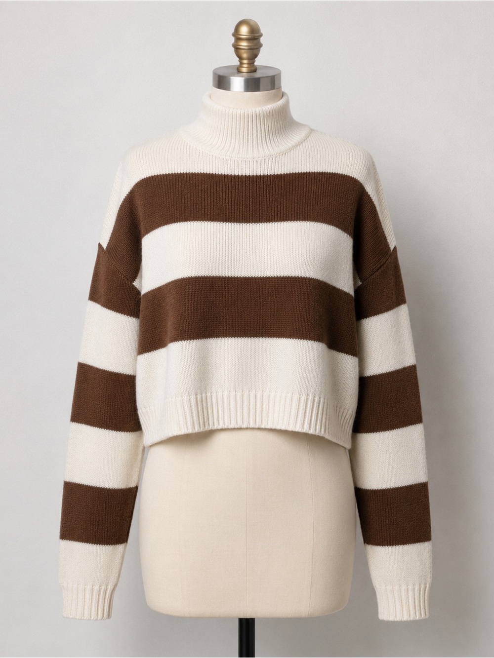 H&M Brown Cream Striped Mock‎ Neck Sweater Women’s Size M